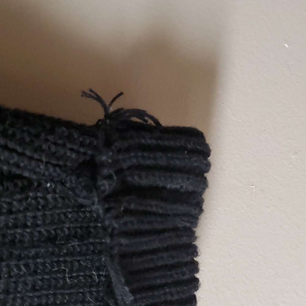 Distressed Knitted Sweater - Picture 6 of 9